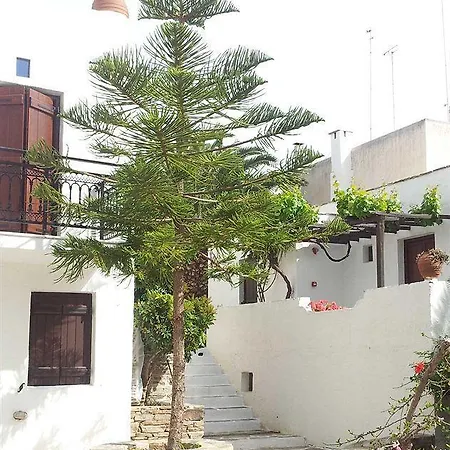 Nastasia Village Aparthotel 2*