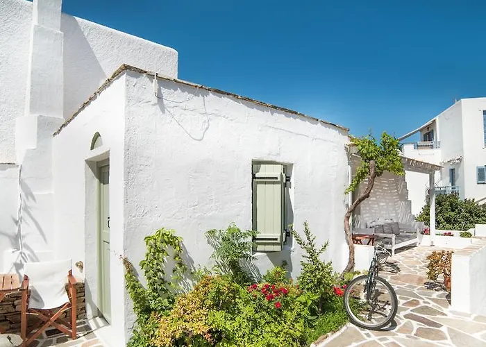 Nastasia Village Aparthotel 2*