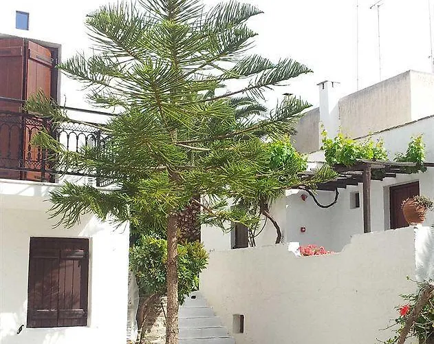 Nastasia Village Aparthotel 2*