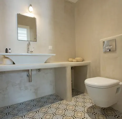 Nastasia Village Aparthotel 2*