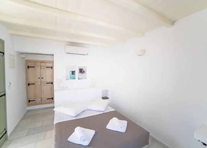 Nastasia Village Aparthotel Naxos City